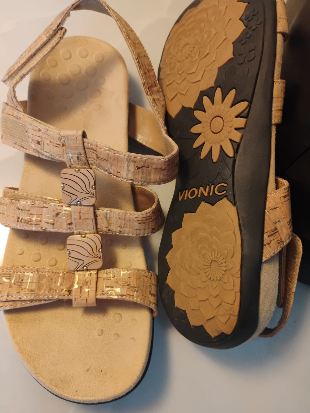 Vionic Beige Cork-Pattern Strappy Sandals sz 11 - Picture 11 of 12